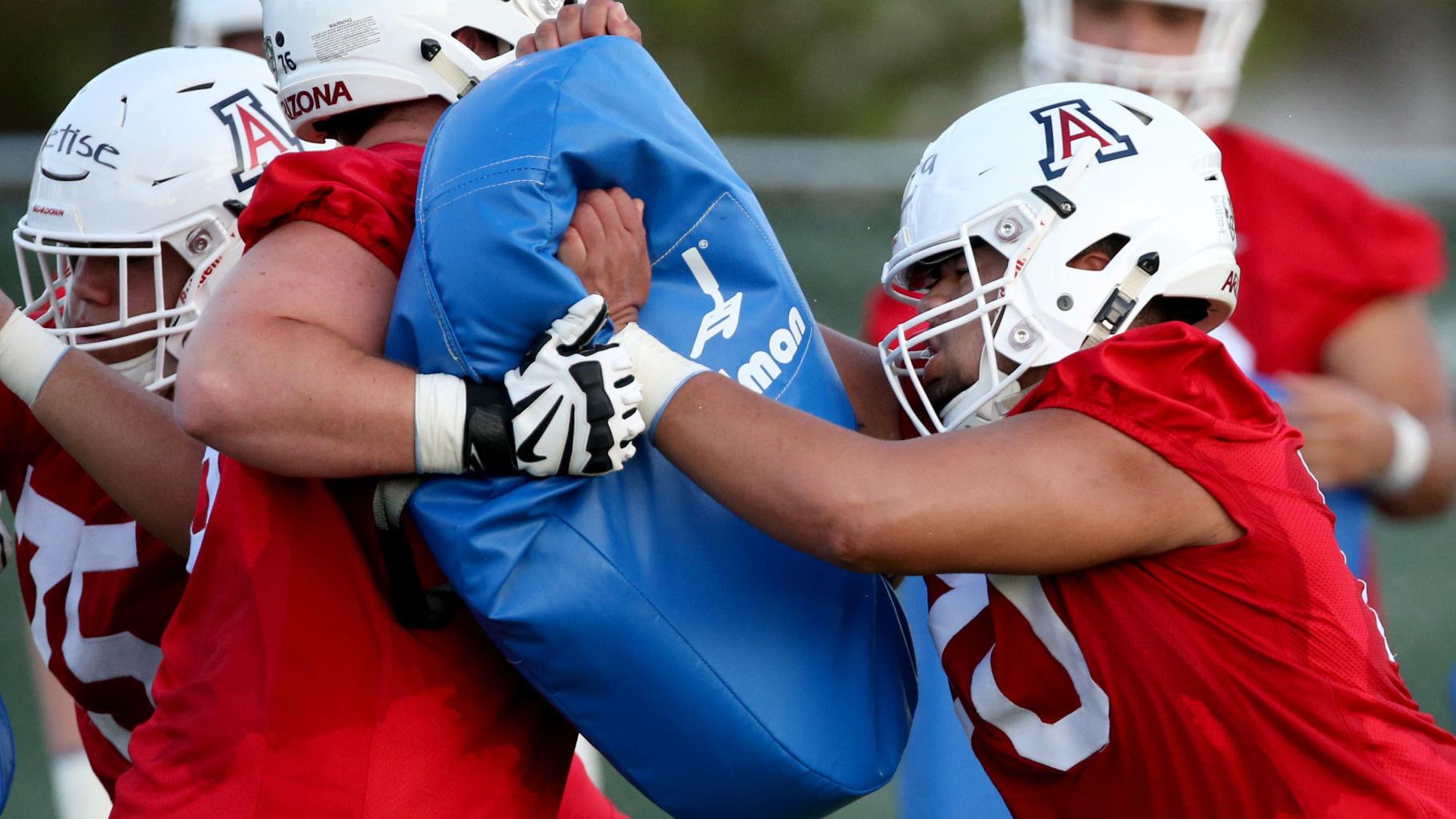 Wildcats OL Tshiyombu Lukusa rediscovers passion for football at Arizona